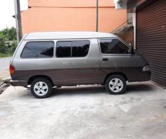 Toyota TownAce - 2/5