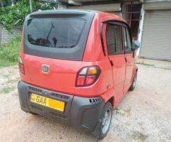 Bajaj Qute - 4/5