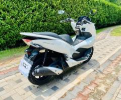 Honda PCX 150 - 2/4