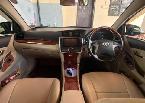 Toyota Premio G Superior