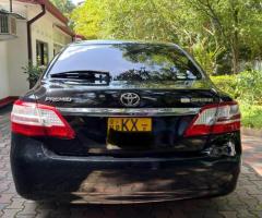 Toyota Premio G Superior - 2/5