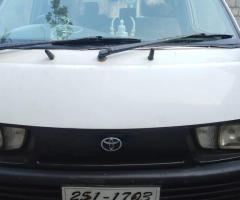 Toyota Town Ace CR27 Lotto - 3/5