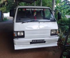 Mitsubishi Delica L300 - 2/5