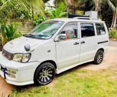 Toyota Noah KR42 - 2/5