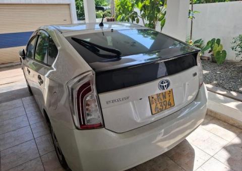 Toyota Prius S Grade