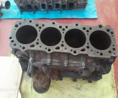 Engine 4m40 & All Parts - 3/5