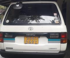 Toyota Town Ace CR27 Lotto - 3/5