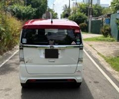 Honda N Slash - 4/5