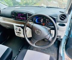 Toyota Pixis - 2/5
