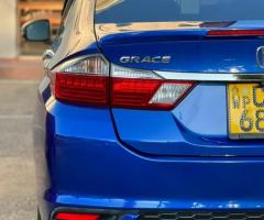 Honda Grace - 4/5