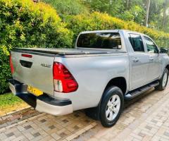 Toyota Hilux Revo 2.8 - 2/5