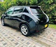 Nissan Leaf G Grade - 4/5