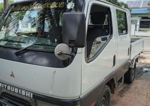 Mitsubishi Canter Crew Cab