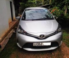 Toyota Vitz - 1/4