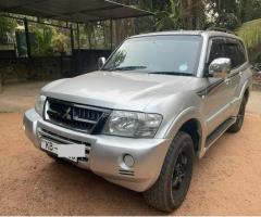 Mitsubishi Montero