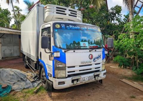 Isuzu Elf Freezer