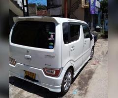 Suzuki Wagon R Fz Premium - 2/5