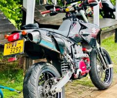 Suzuki DRZ 400 SM