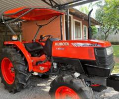 Kubota Tractor - 2/5