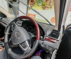 Toyota Premio G Superior - 2/5