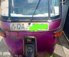Bajaj 2 Stroke Three Wheel - 5/5