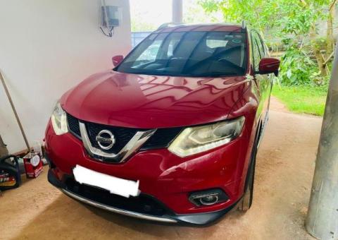 Nissan X - Trail Hybrid