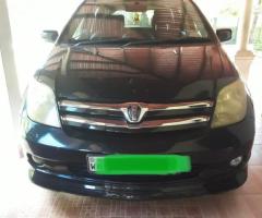 Toyota IST