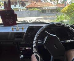 Nissan Sunny HB12 Trad - 2/5