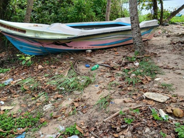 Boat For Sale - 3/5