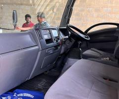 Isuzu Freezer - 4/5