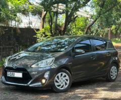 Toyota Aqua S Grade